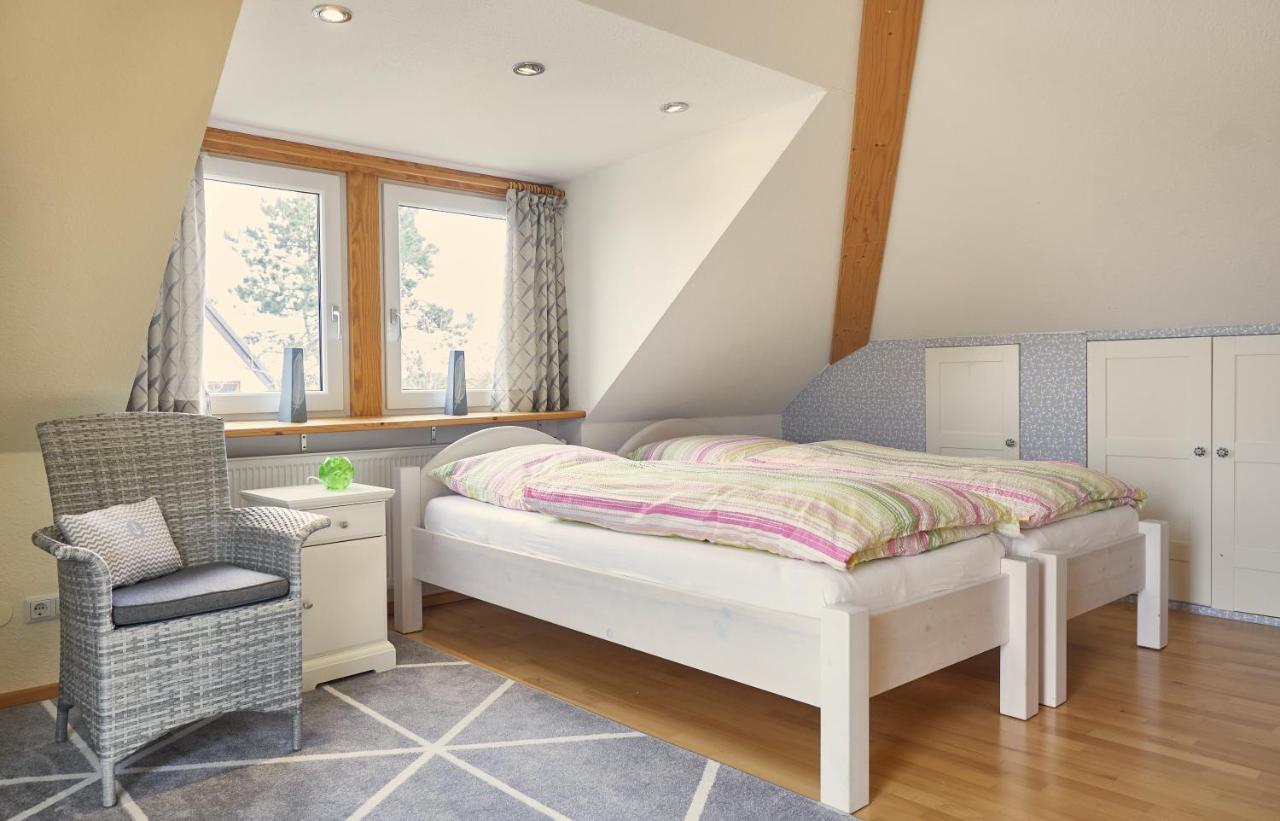 Ferienwohnung Raffael 100 Qm, 2 Grosse Betten Im Wohnzimmer 库克斯港 外观 照片
